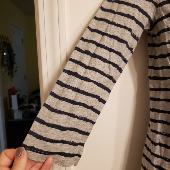 Ann Taylor LOFT size S top - Picture 3 of 5